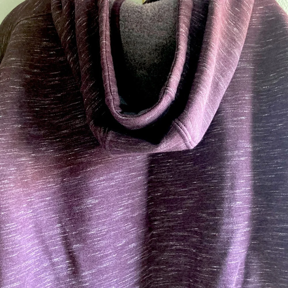 Carhartt hoodie Sz L - Picture 5 of 5